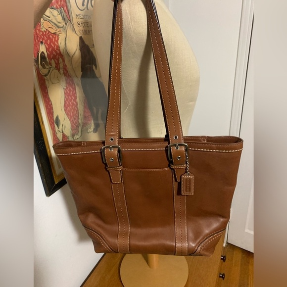 Coach Hampton Vintage Cognac Smooth Leather Tote Shoulder Bag - Picture 15 of 16